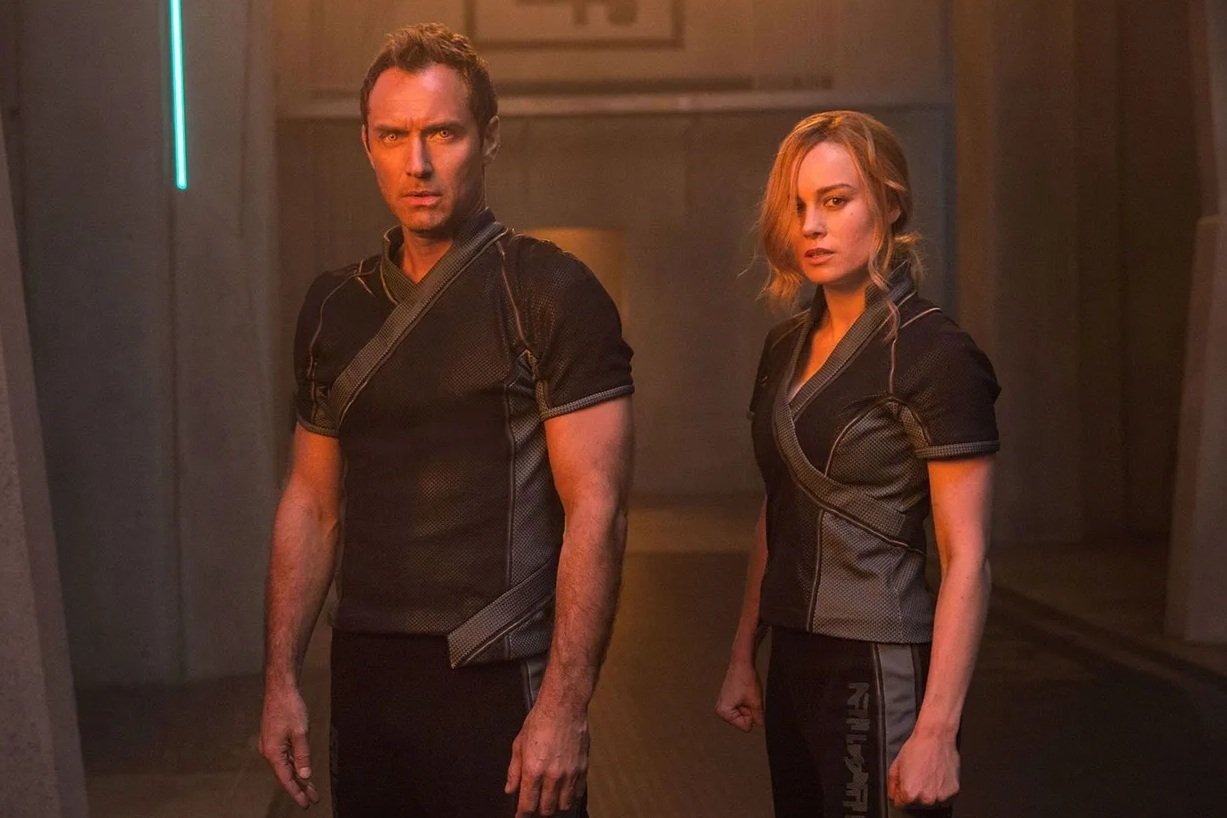Jude Law & Brie  Larson 