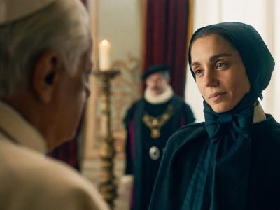 Cristiana Dell'Anna as Mother Cabrini with Giancarlo Giannini as the Pope