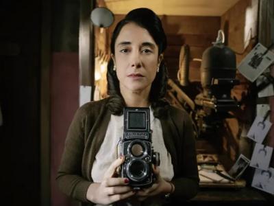 Elisa Zulueta  'In her Place'